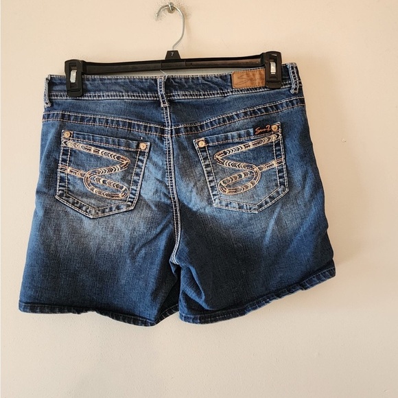 Seven7 Jean Shorts Women's Size 10 Blue Denim - Picture 2 of 6